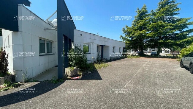 Plus de détails pour Bureau à vendre