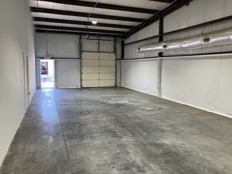 Plus de détails pour 2043 Highway 70 W, Dickson, TN - Local d'activités à louer