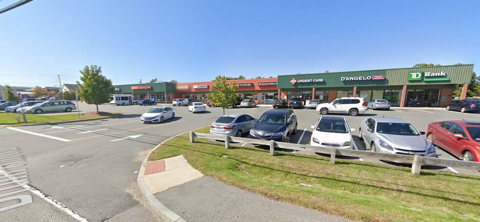 63 Drum Hill Rd, Chelmsford, MA à louer - Photo de l’immeuble – Image 3 sur 14