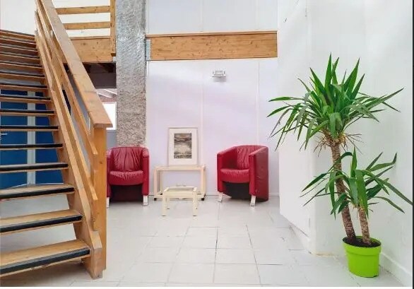 Local d'activités dans Lyon à vendre - Photo de l’immeuble – Image 1 sur 1