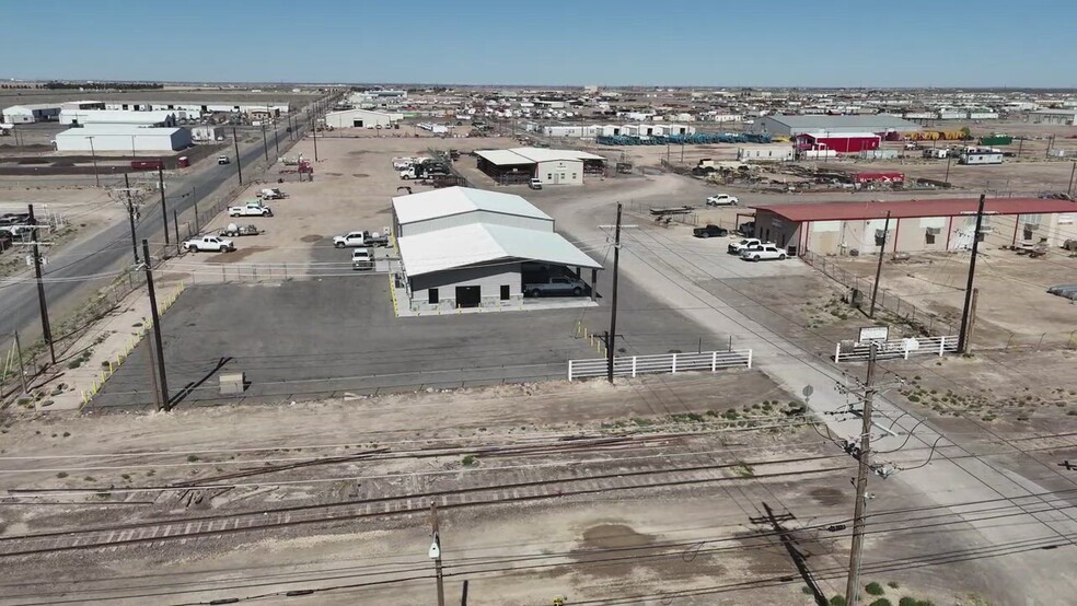 2307 Stafford Blvd, Pecos, TX à louer - Vidéo sur l’annonce professionnelle – Image 2 sur 34