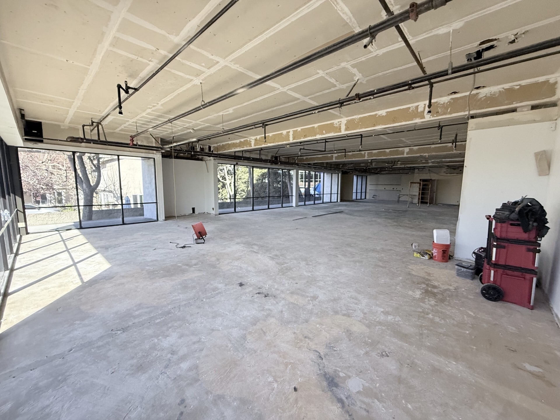 2183 Fairview Rd, Costa Mesa, CA à louer Photo intérieure– Image 1 sur 4