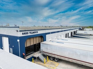 Plus de détails pour 4400-4448 Tejasco, San Antonio, TX - Industriel/Logistique à louer