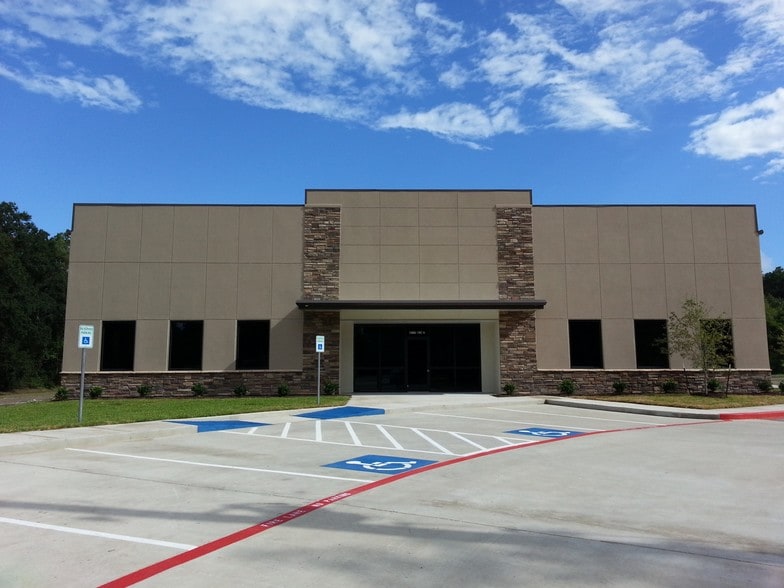 8717 Humble Westfield Rd, Humble, TX à louer - Photo de l’immeuble – Image 3 sur 3