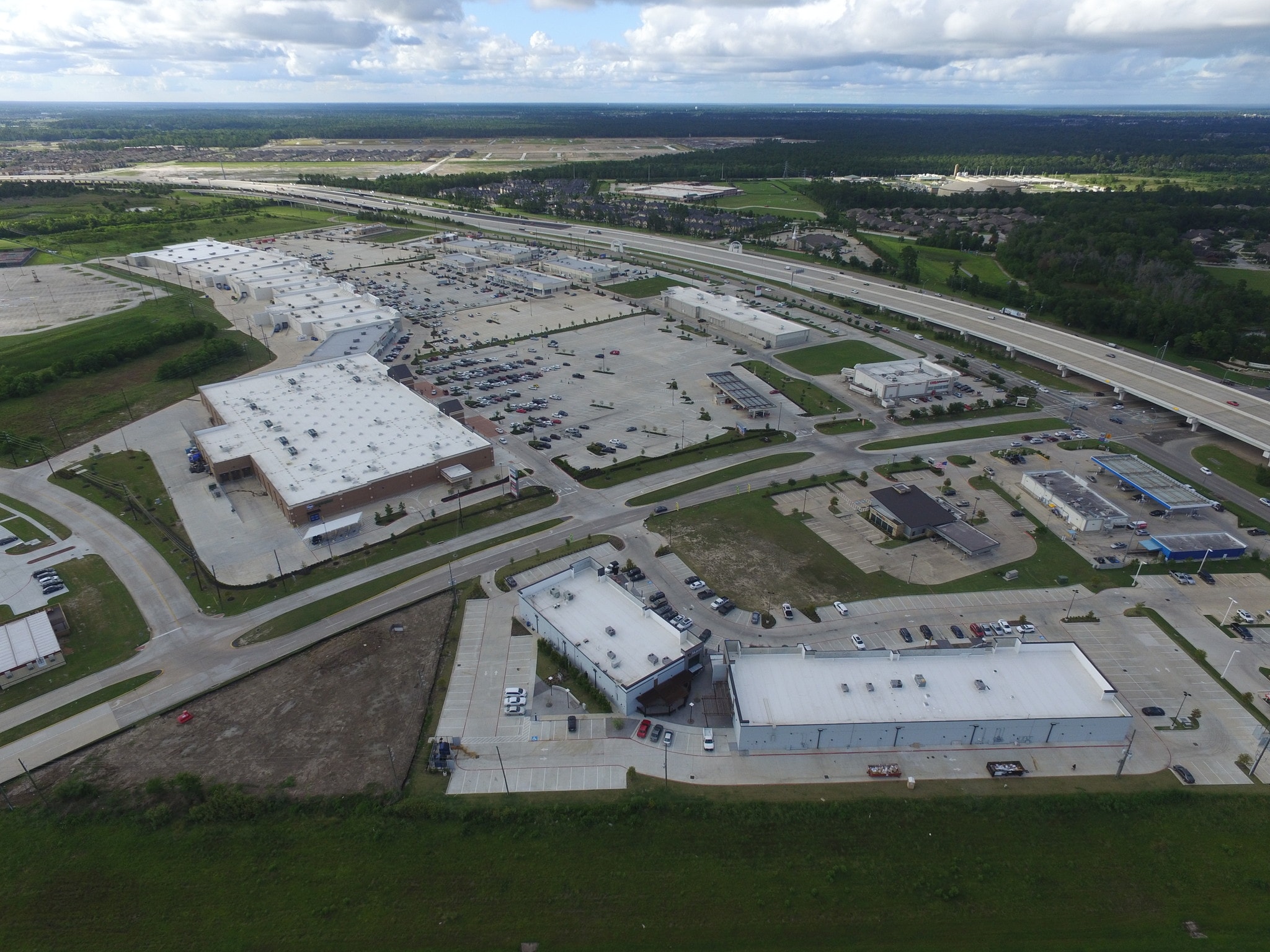 12230 West Lake Houston Pky, Houston, TX à louer Aérien– Image 1 sur 7