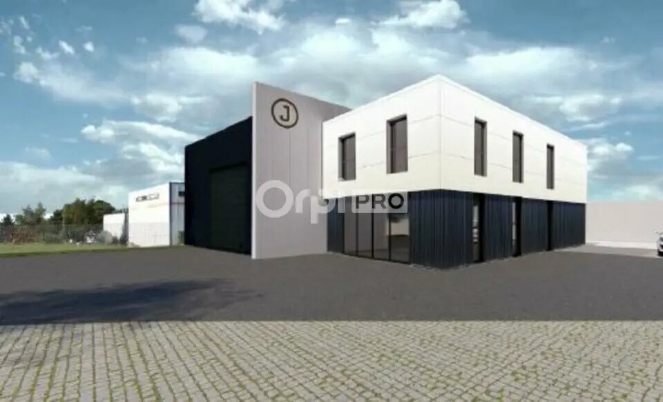 Local commercial dans Noyal-Pontivy à louer Photo de l’immeuble– Image 1 sur 2