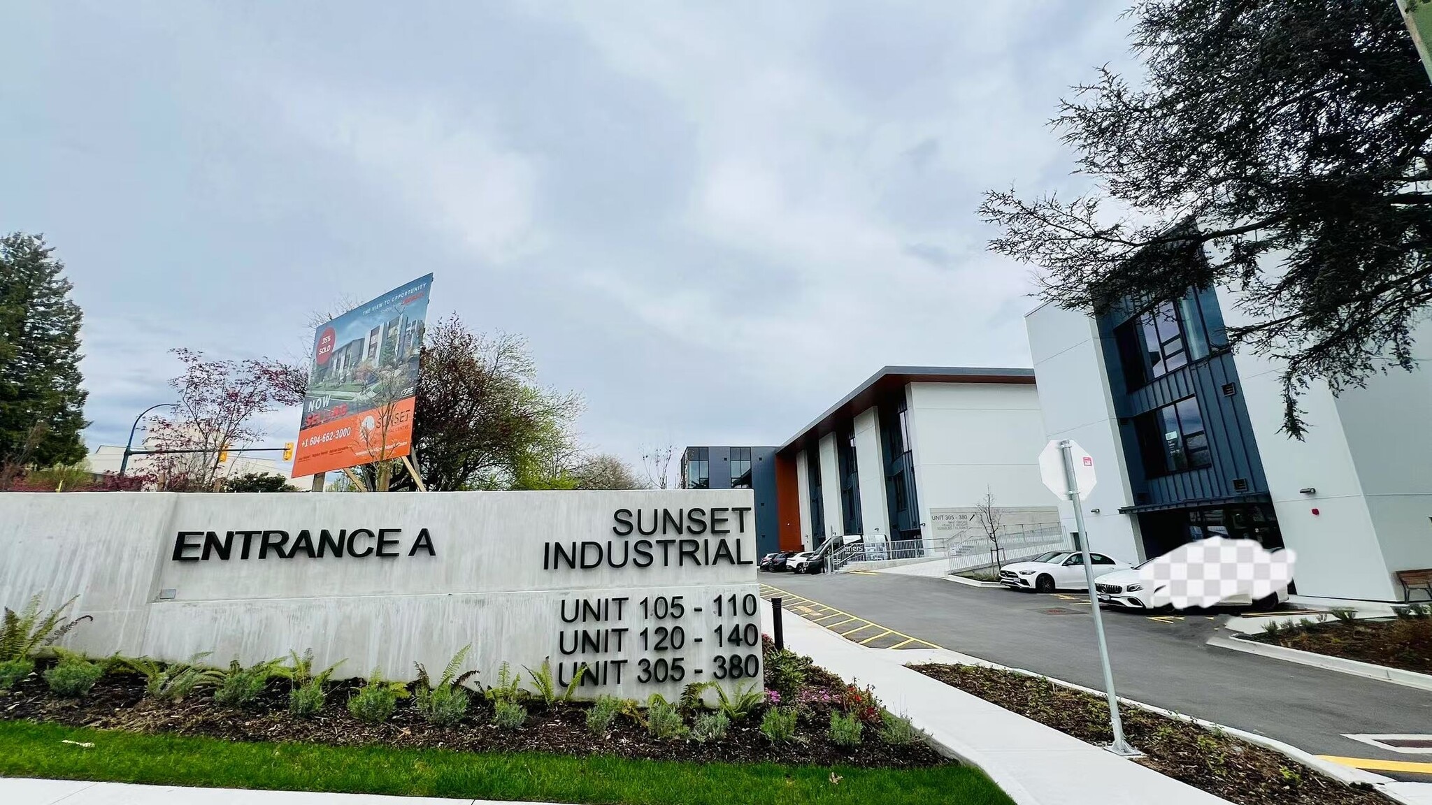 8210-8220 Ross St, Vancouver, BC à louer Photo principale– Image 1 sur 4