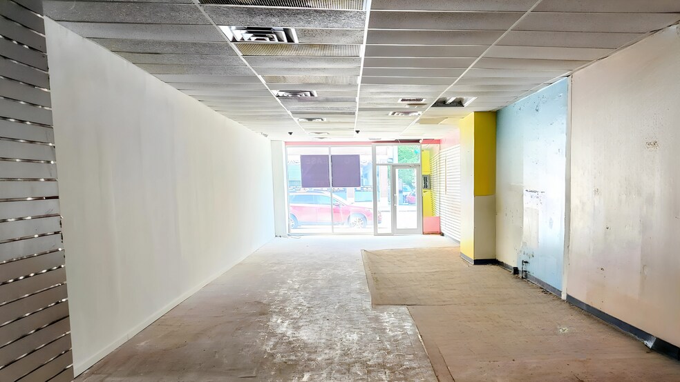 14905 Northern Blvd, Flushing, NY à louer - Photo intérieure – Image 2 sur 2