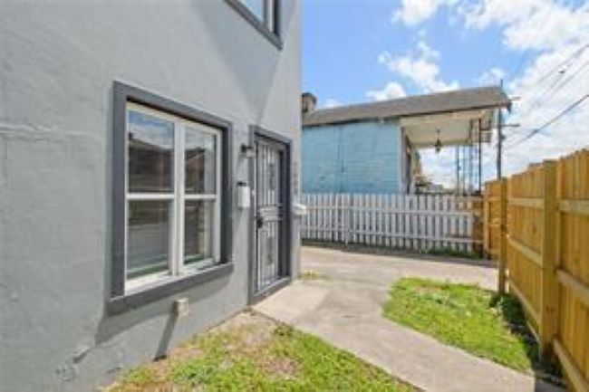 2669 New Orleans St, New Orleans, LA à vendre - Photo de l’immeuble – Image 2 sur 15