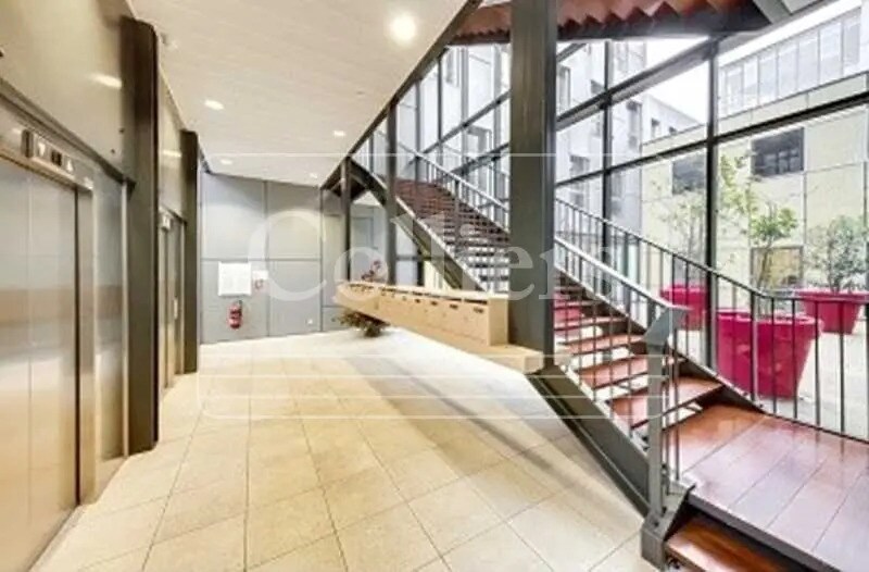 Bureau dans Lyon à louer - Photo de l’immeuble – Image 2 sur 15