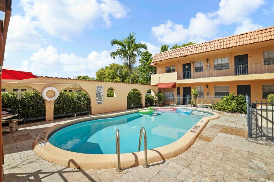 1545 Miami Rd, Fort Lauderdale, FL à vendre - Photo de l’immeuble – Image 2 sur 37