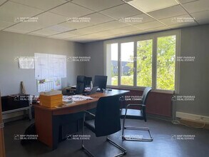 Bureau dans Ingré à vendre Photo intérieure– Image 2 sur 5