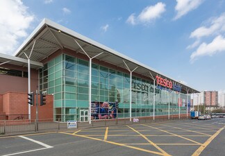 Plus de détails pour Maryhill Rd, Glasgow - Local commercial à louer