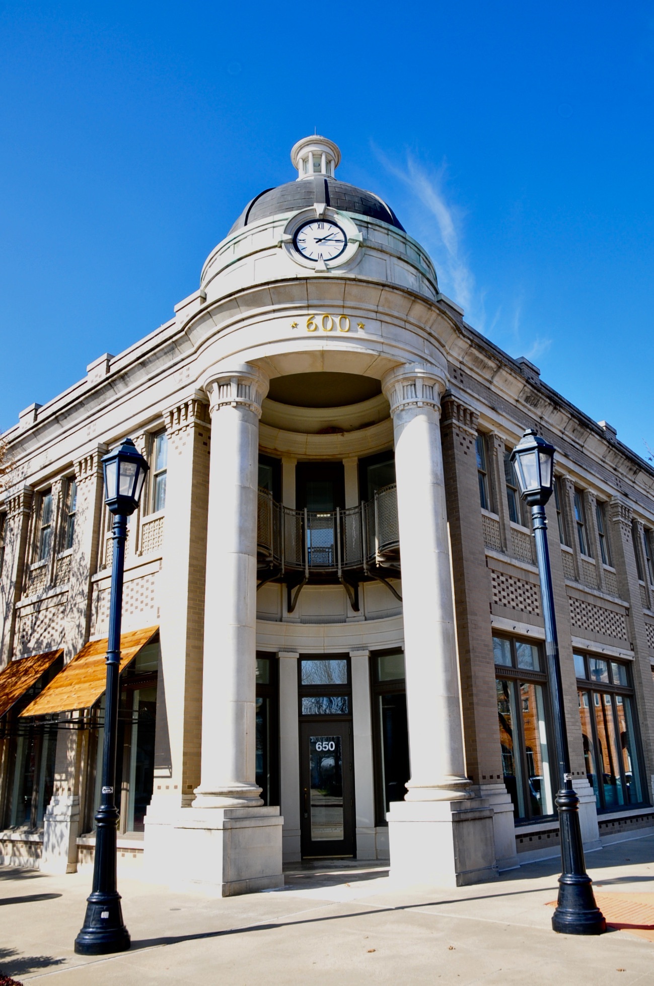 300-900 Parker Sq, Flower Mound, TX à louer Photo de l’immeuble– Image 1 sur 6