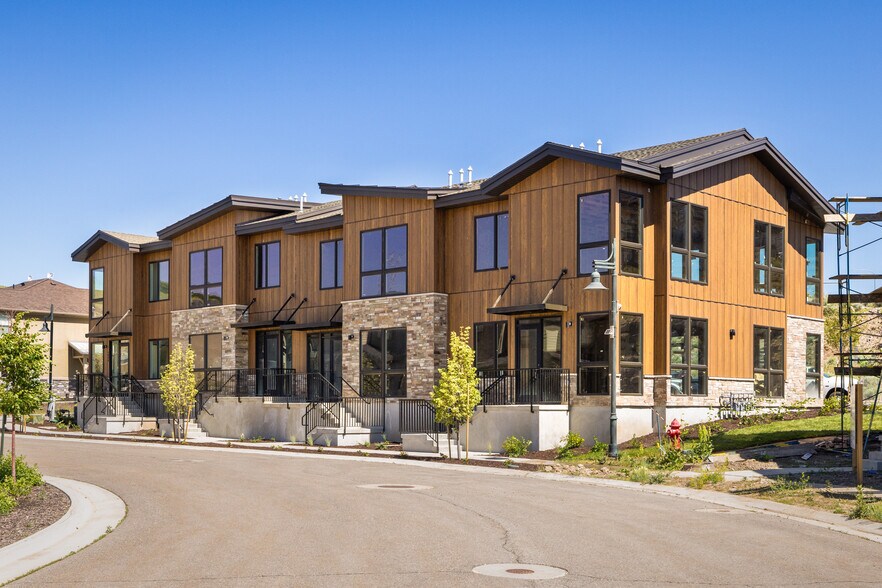 1076 W Wasatch Spring Rd, Hideout, UT à louer - Photo de l’immeuble – Image 2 sur 4