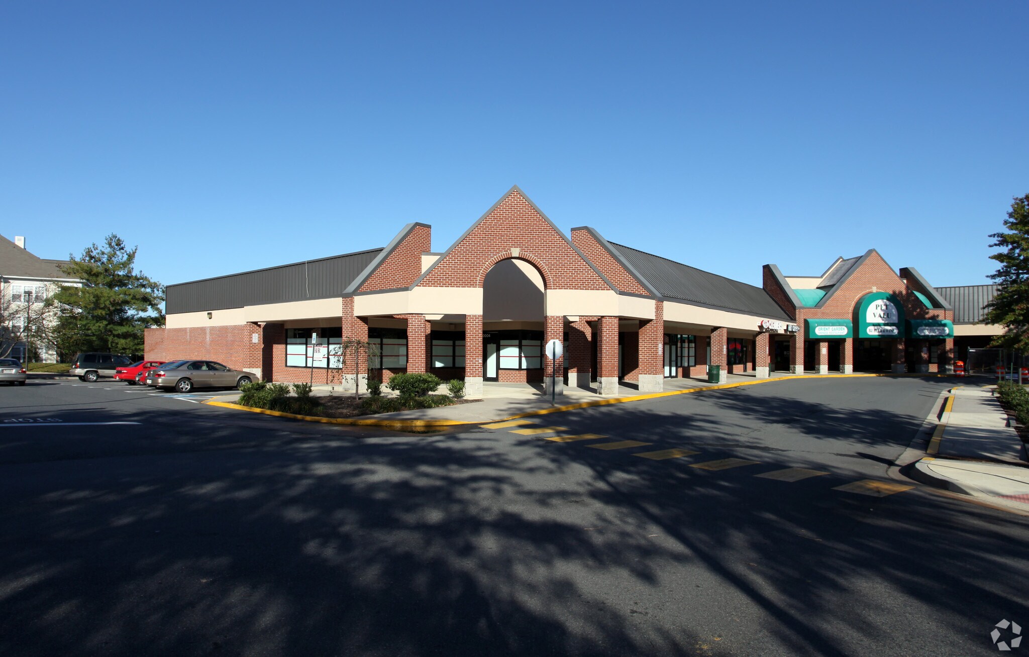 9100-9158 Rothbury Dr, Gaithersburg, MD à louer Photo principale– Image 1 sur 7