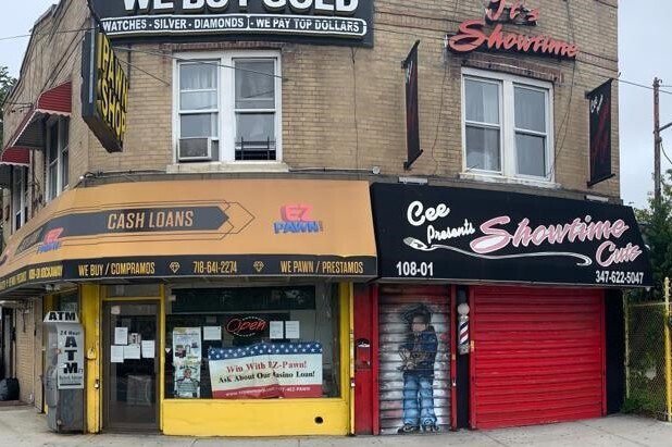 10801 Rockaway Blvd, South Ozone Park, NY à vendre - Photo de l’immeuble – Image 3 sur 6