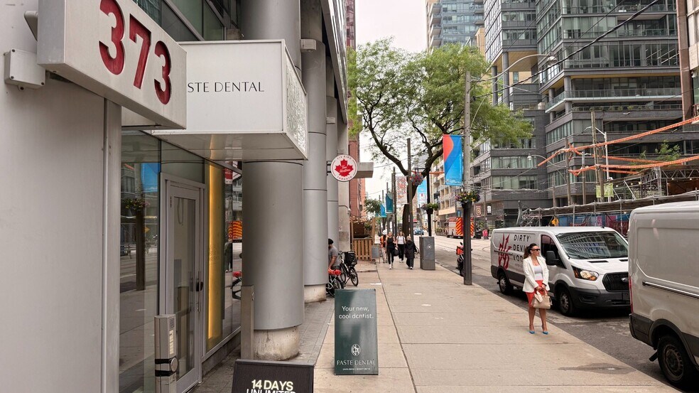 373-375 King St W, Toronto, ON à louer - Photo de l’immeuble – Image 3 sur 31