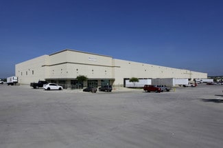 Plus de détails pour 6601 Guada Coma Dr, Schertz, TX - Industriel/Logistique à louer