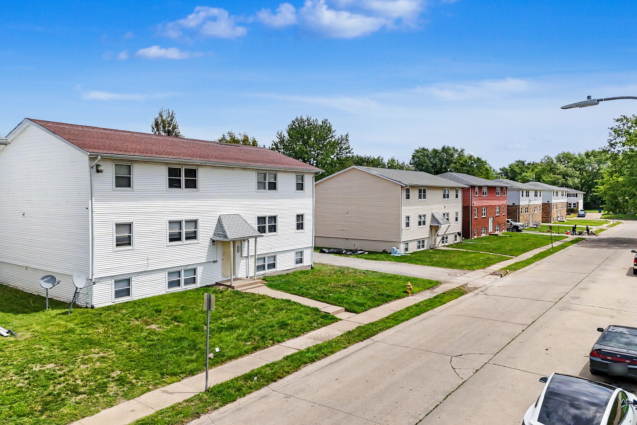 604-702 W 63rd St, Davenport, IA à vendre Photo de l’immeuble– Image 1 sur 8