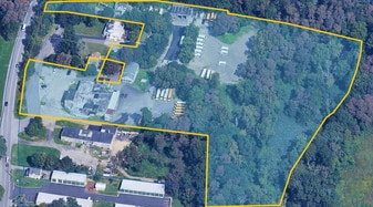 Residential Development: 25 & 32 Fitchett Way - Local industriel/logistique