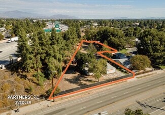 Plus de détails pour 10810 Woodley Ave, Granada Hills, CA - Terrain à vendre