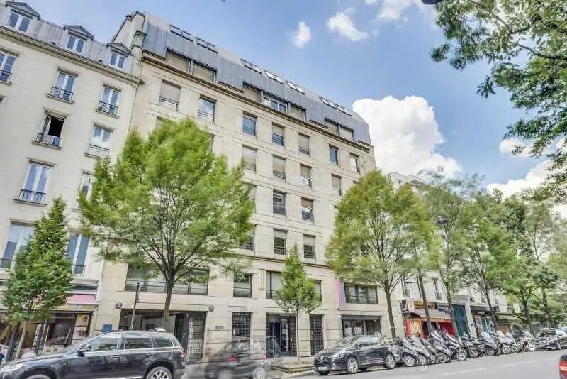 Bureau dans Paris à vendre - Photo de l’immeuble – Image 2 sur 8