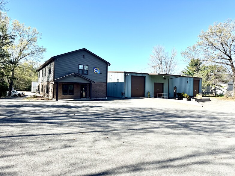 24 Elise St, Westfield, MA à vendre - Photo de l’immeuble – Image 1 sur 6