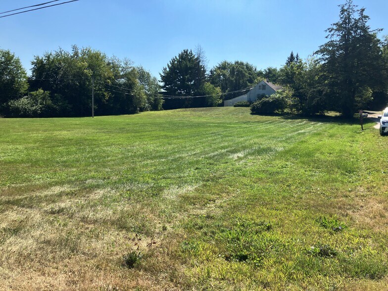 24W459 Lawrence Ave, Roselle, IL à vendre - Photo de l’immeuble – Image 2 sur 8