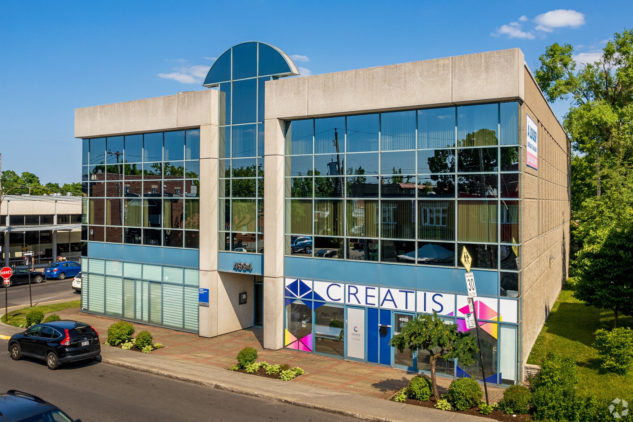 4994 Rue Beaubien E, Montréal, QC à louer Photo de l’immeuble– Image 1 sur 6