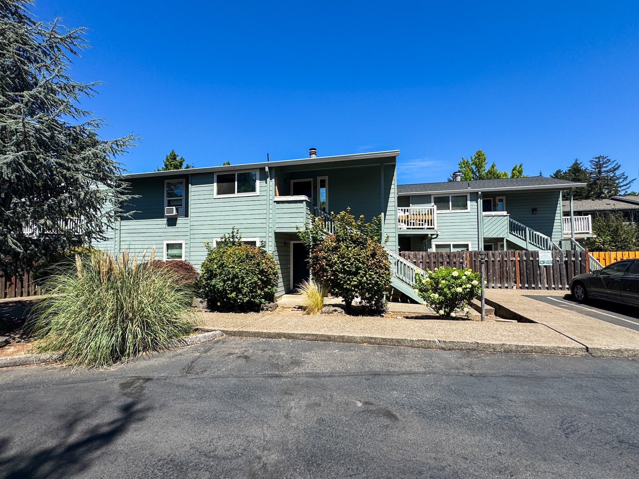 3860 SW 178th Ave, Beaverton, OR à vendre Photo de l’immeuble– Image 1 sur 8