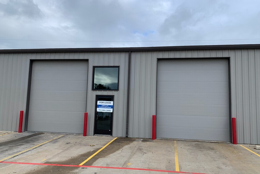 221 Baker Rd, Houston, TX à louer - Photo de l’immeuble – Image 1 sur 1