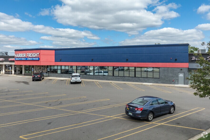 30598-30860 Southfield Rd, Southfield, MI à vendre - Photo de l’immeuble – Image 2 sur 11