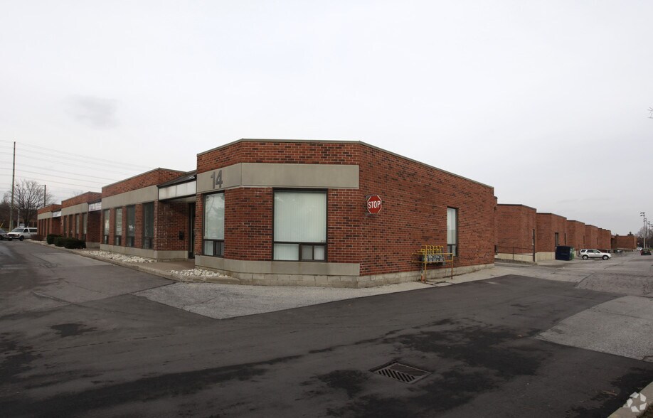 14 Connie Cres, Vaughan, ON à louer - Photo de l’immeuble – Image 2 sur 3