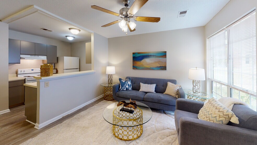 1004 Appamattox Ct, Fayetteville, NC à vendre - Numérisation 3D Matterport – Image 2 sur 55