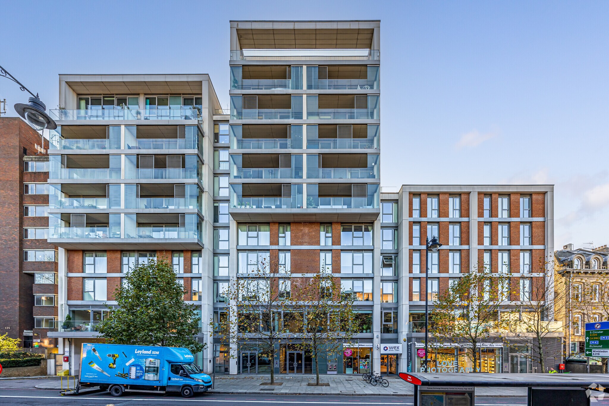 133 Upper Richmond Rd, Londres à louer Photo principale– Image 1 sur 5