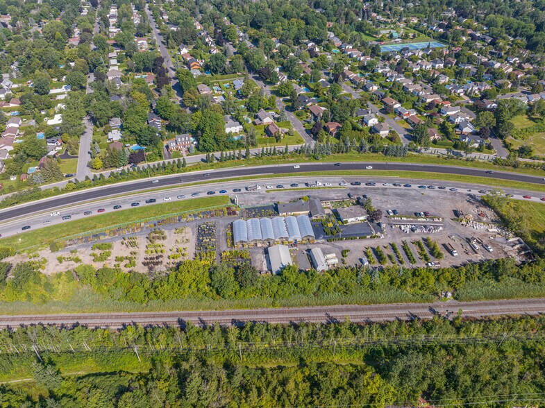 2125 Boul Sir-Wilfrid-Laurier, St-Bruno-de-Montarville, QC à vendre - Photo de l’immeuble – Image 3 sur 10