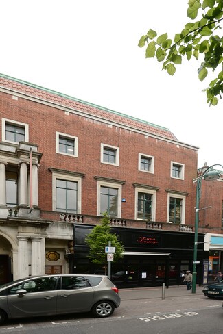 Plus de détails pour 7 Church Ln, Londres - Local commercial à louer