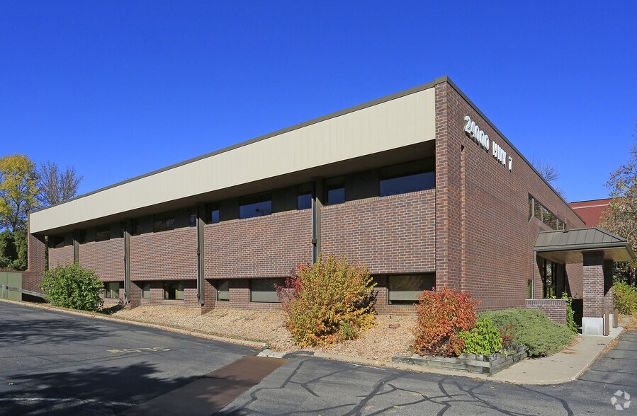 24000 Hwy 7, Shorewood, MN à louer - Photo de l’immeuble – Image 2 sur 2