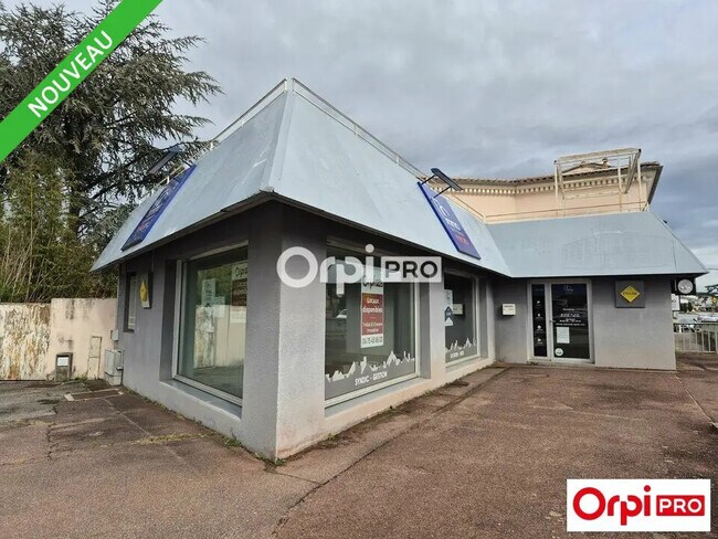 Plus de détails pour Local commercial à louer