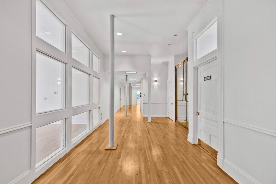 620 Congress Ave, Austin, TX à louer - Photo de l’immeuble – Image 3 sur 27
