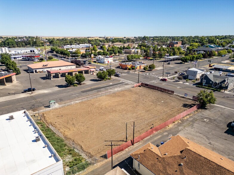 703-713 W Main St, Walla Walla, WA à louer - Photo de la construction – Image 2 sur 2