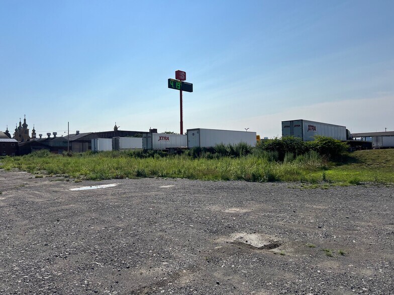 Intermodal Way, McKees Rocks, PA à louer - Photo de l’immeuble – Image 2 sur 4