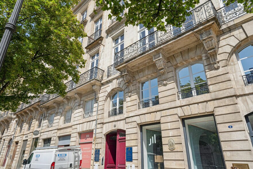 Bureau dans Bordeaux à louer - Photo de l’immeuble – Image 2 sur 9