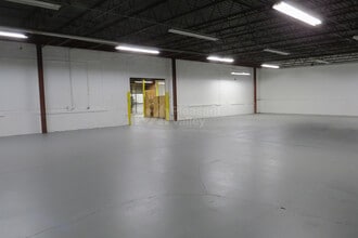 1210 Sweitzer Ave, Akron, OH à louer Photo de l’immeuble– Image 2 sur 8