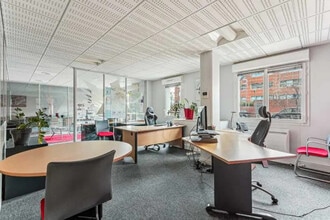 10 Mail Atlantis, Massy à louer Photo de l’immeuble– Image 1 sur 11