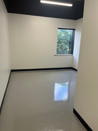 Plus de détails pour 522 Cliff Cir, Nashville, TN - Bureau à vendre