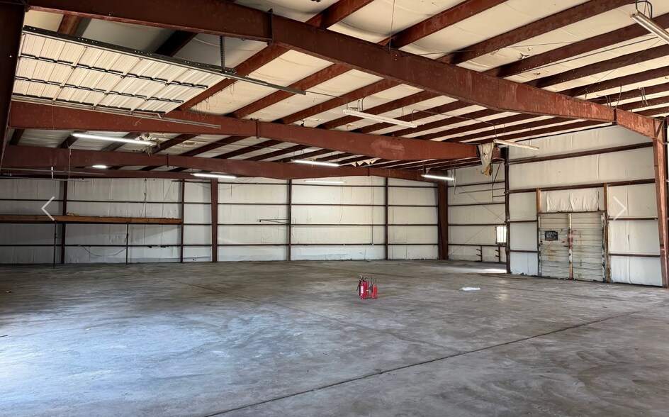 820 E Fee Ave, Melbourne, FL à louer - Photo de l’immeuble – Image 2 sur 8