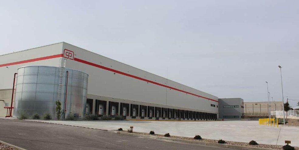 Carrer de Gresol, 21, Esparreguera, Barcelona à louer - Photo de l’immeuble – Image 2 sur 9