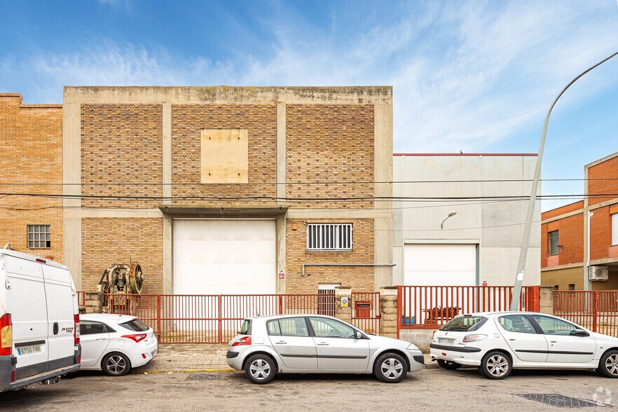 Industriel/Logistique dans Montcada i Reixac, Barcelona à louer - Photo principale – Image 1 sur 10